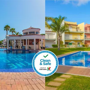 3* Aldeamento Turístico Old Village & Prestige